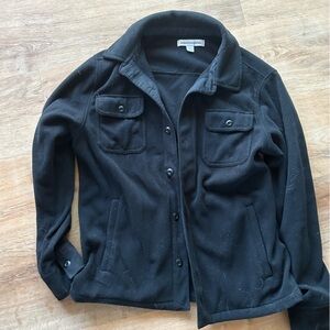 Amazon essentials black fleece jacket